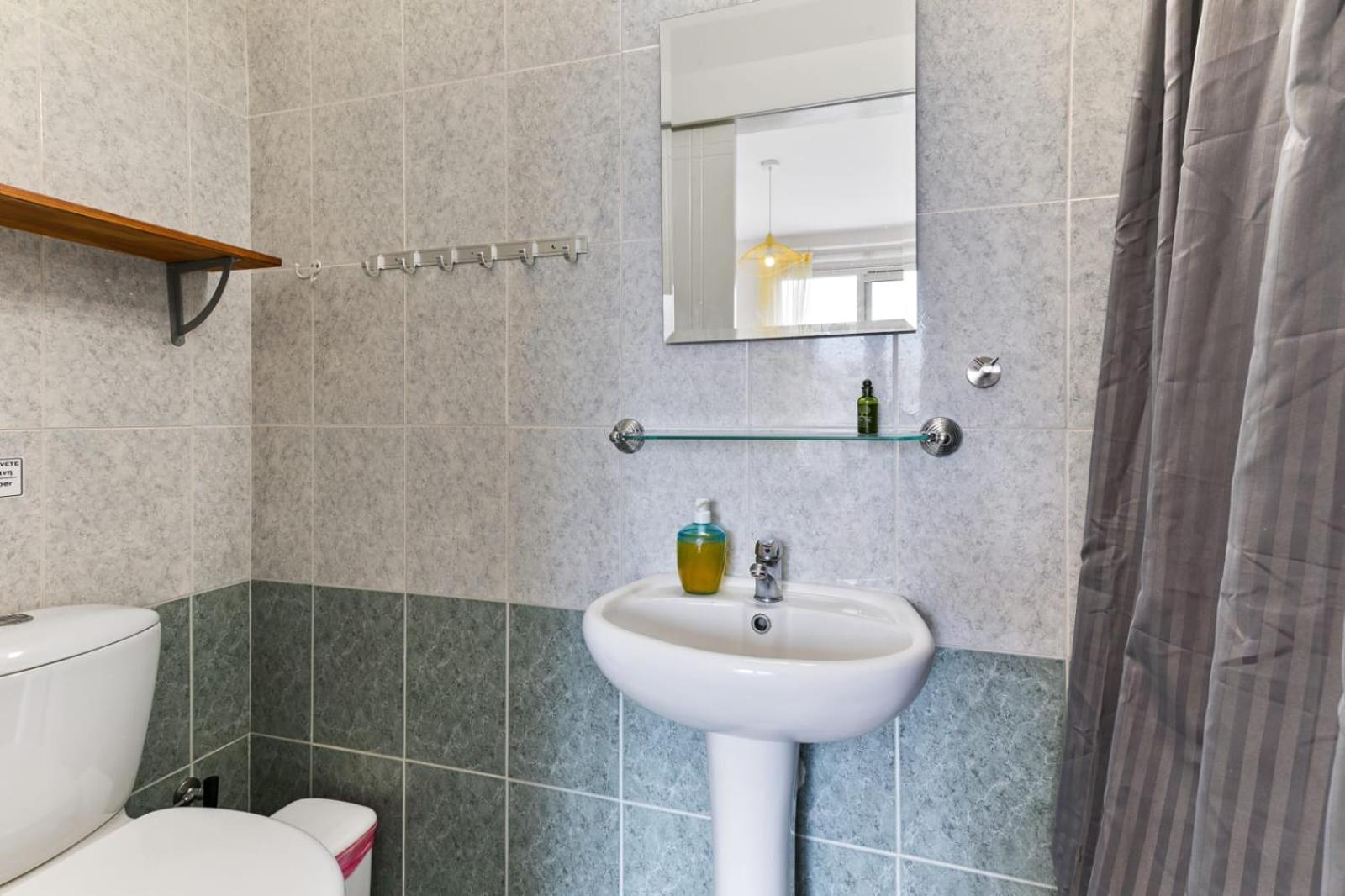 Sunny View - A Stunning Apartment With Private Rooftop Paphos Luaran gambar